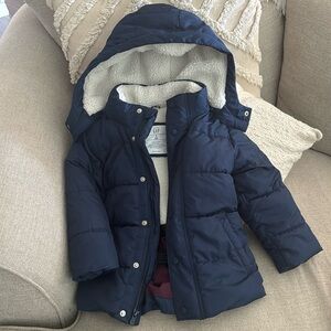 Baby Gap Puffer Jacket with detachable hood size 4T